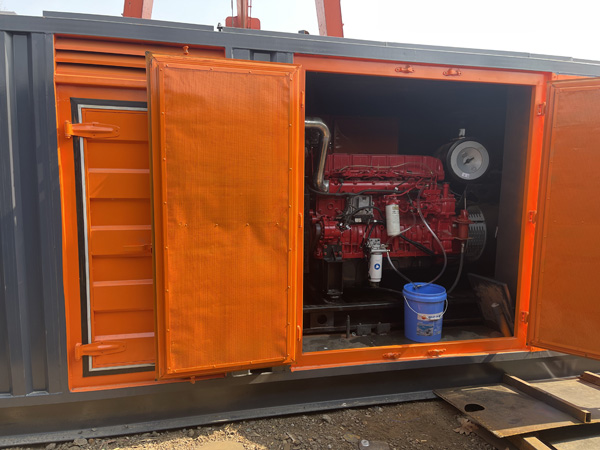 蜀山柴油发电机组在高温环境下运行时需要注意哪些问题？